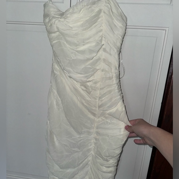 House of CB Pearla ivory ruched maxi dress women’s size small - Picture 4 of 12